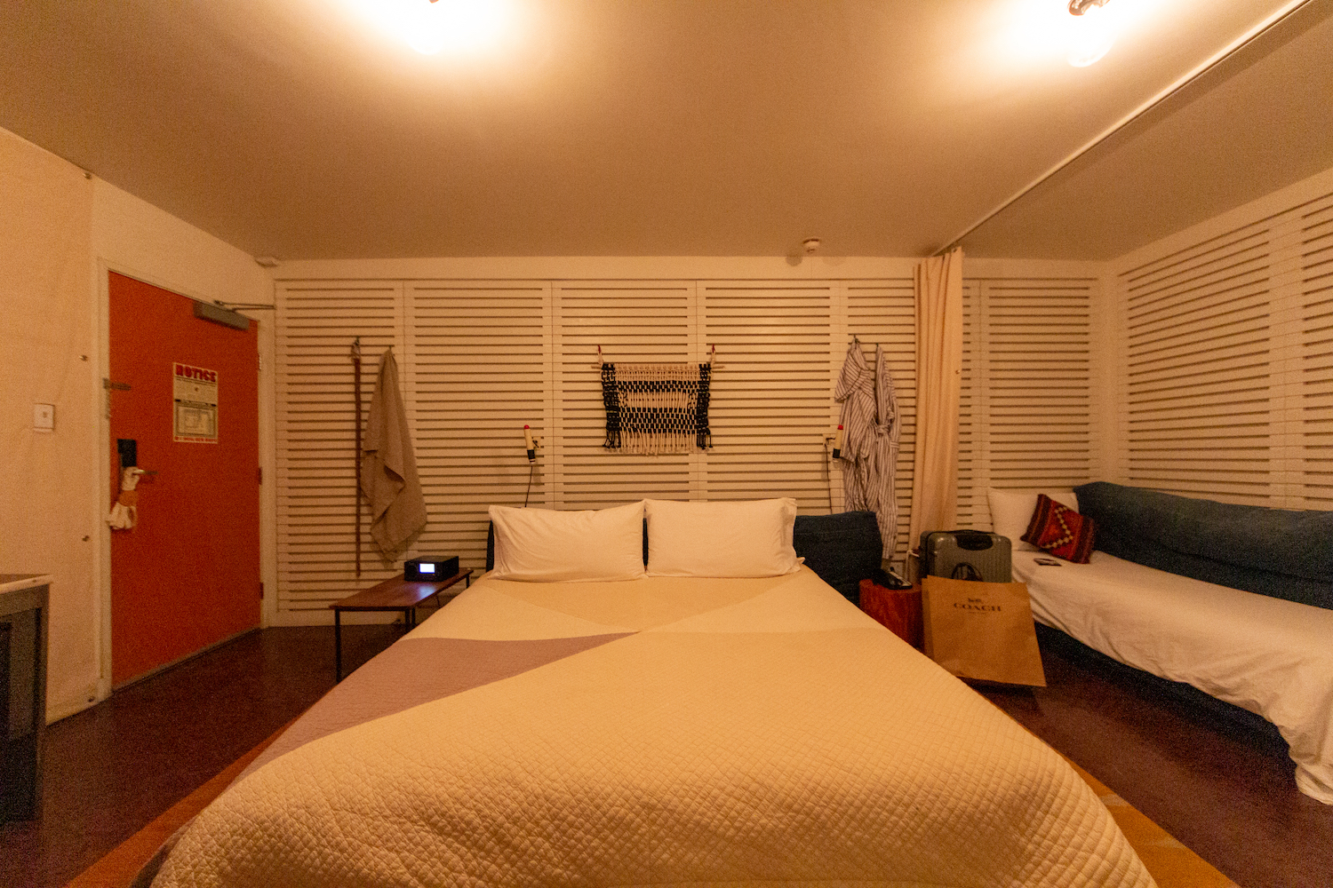 寝室をホテルライクにして快適空間にする方法