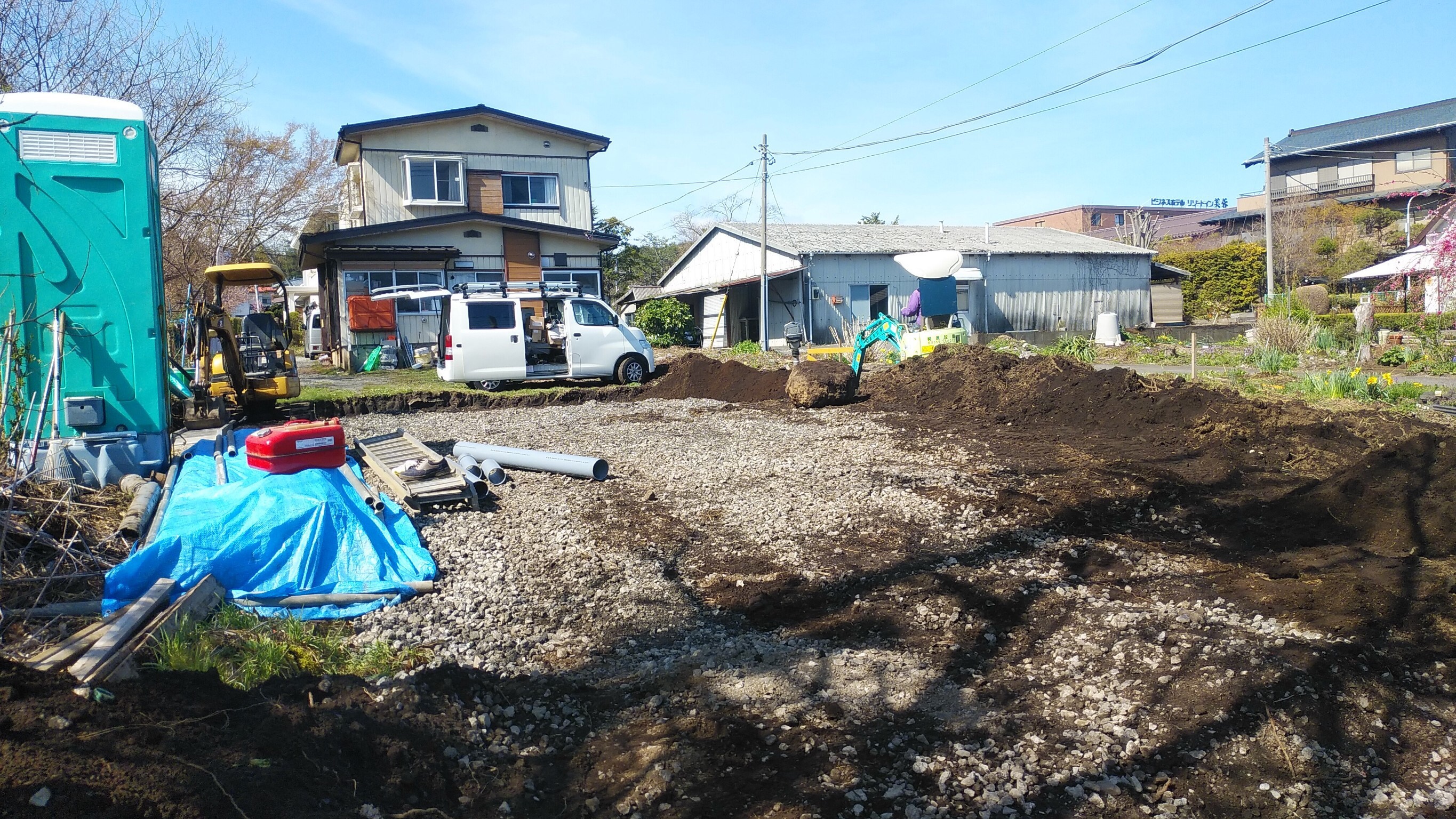 山梨県の工務店、未来建築工房とつくる注文住宅。｜富士吉田市の男前なホテルライクスタイルの家　基礎工事着工！